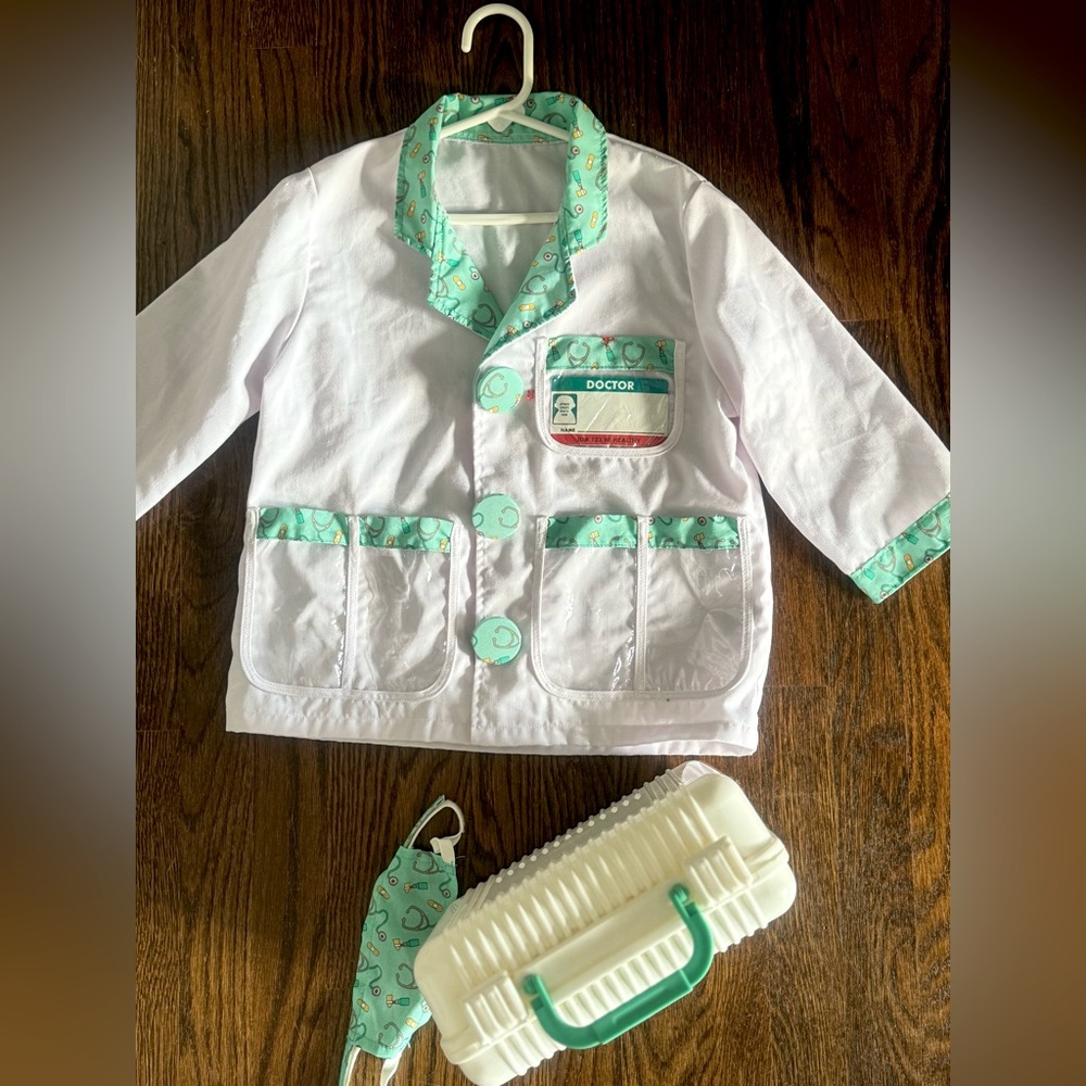 Melissa & Doug Doctor kids costume with case